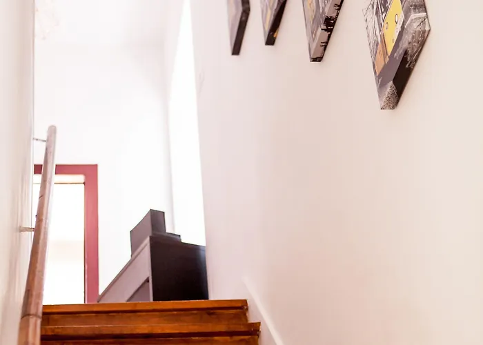 Lx Center Chiado ゲストハウス 3*