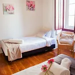 Lx Center Chiado 3* Lisboa