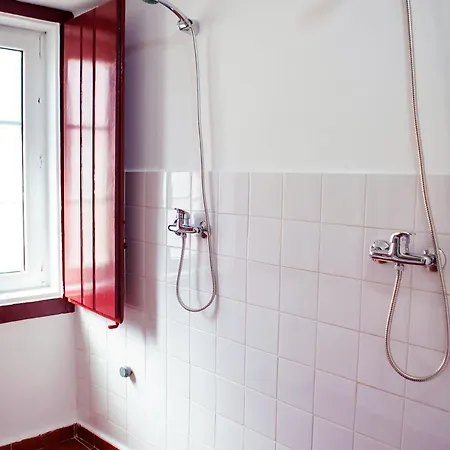 Lx Center Chiado Guest house 3*