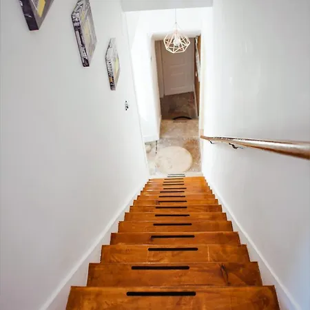 Guest house Lx Center Chiado Lisbon