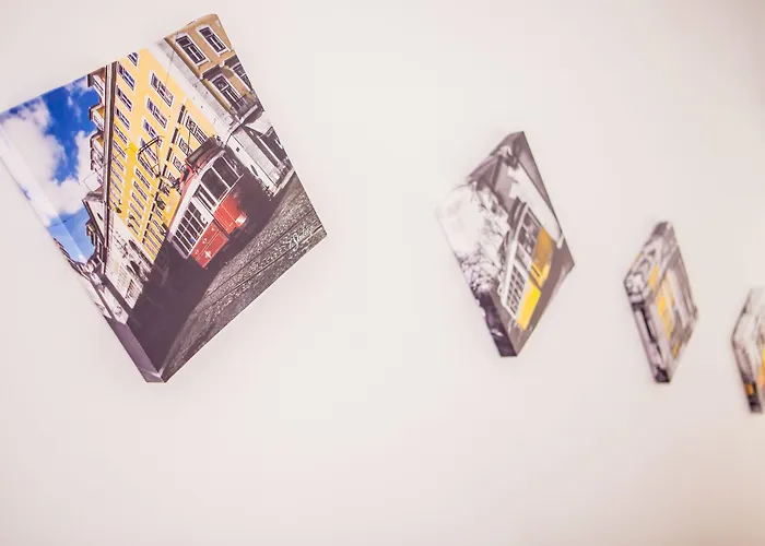 Lx Center Chiado Gasthuis Lissabon