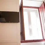 Lx Center Chiado بيت ضيافة