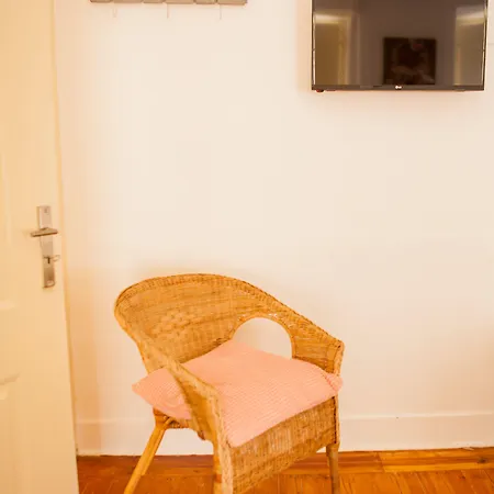 Lx Center Chiado Лиссабон