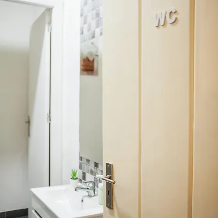 Guest house Lx Center Chiado 3*