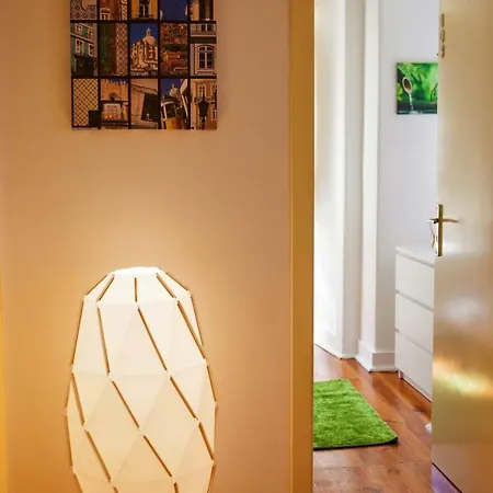 Lx Center Chiado 3* Лиссабон