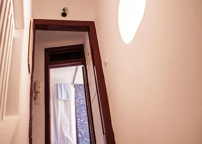Lx Center Chiado 3* Lisboa