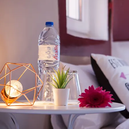 Lx Center Chiado Guest house 3*